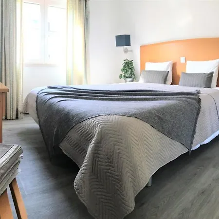 Ela's Terrace Apartment